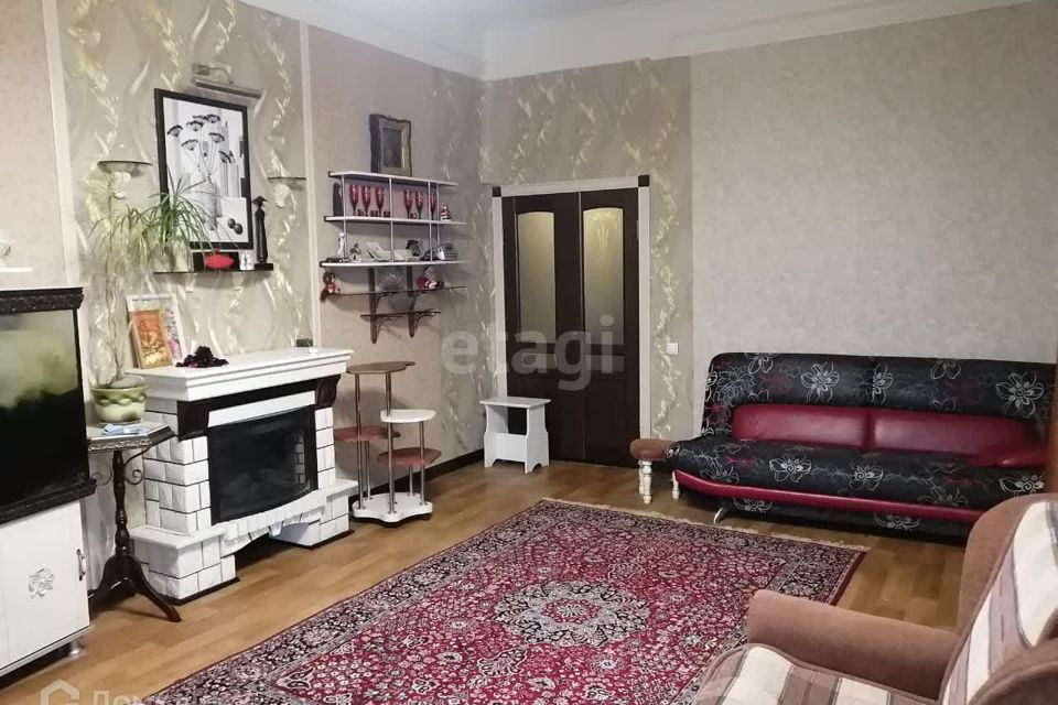 Продаётся 2-комнатная квартира, 63.2 м²
