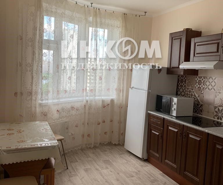 Сдаётся 1-комнатная квартира, 38 м²