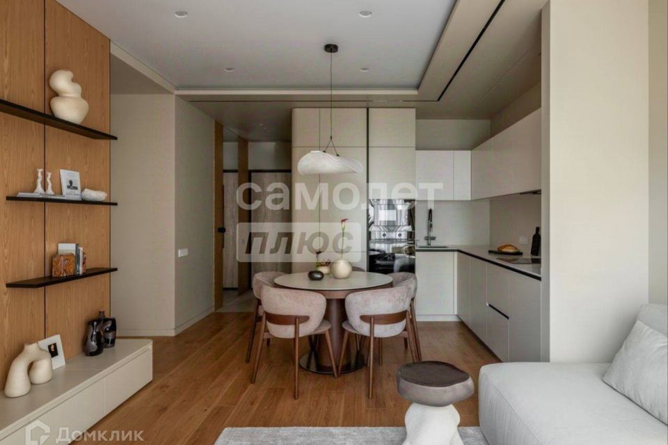 Продаётся 4-комнатная квартира, 81.1 м²