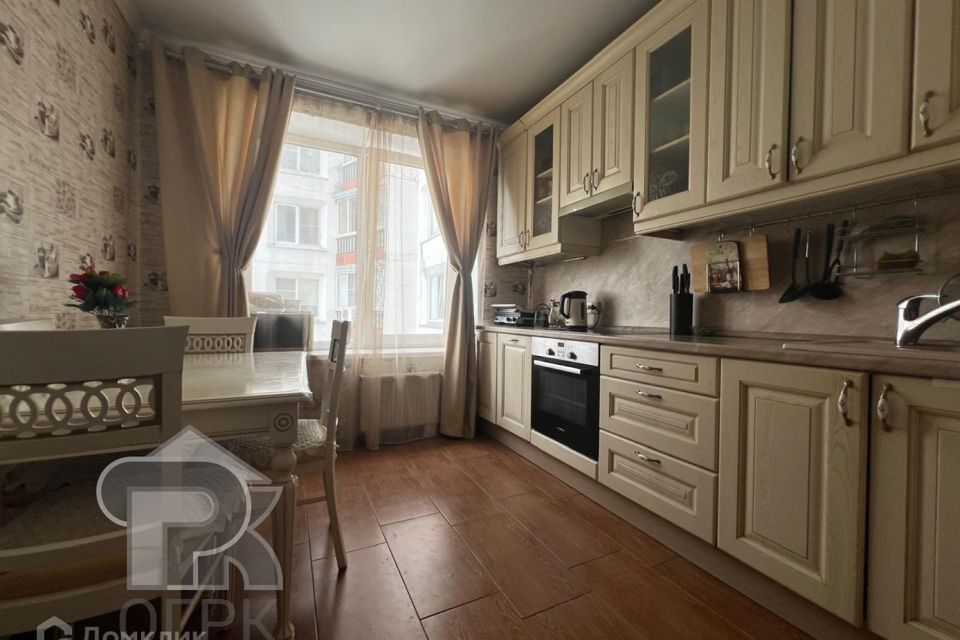 Продаётся 2-комнатная квартира, 73.1 м²