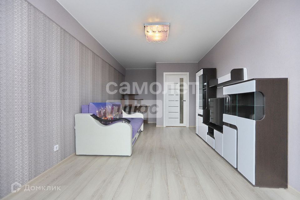 Продаётся 1-комнатная квартира, 45.2 м²