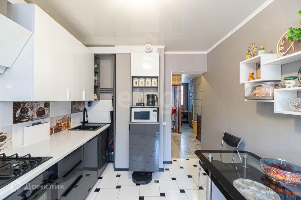 Продаётся 2-комнатная квартира, 42.7 м²