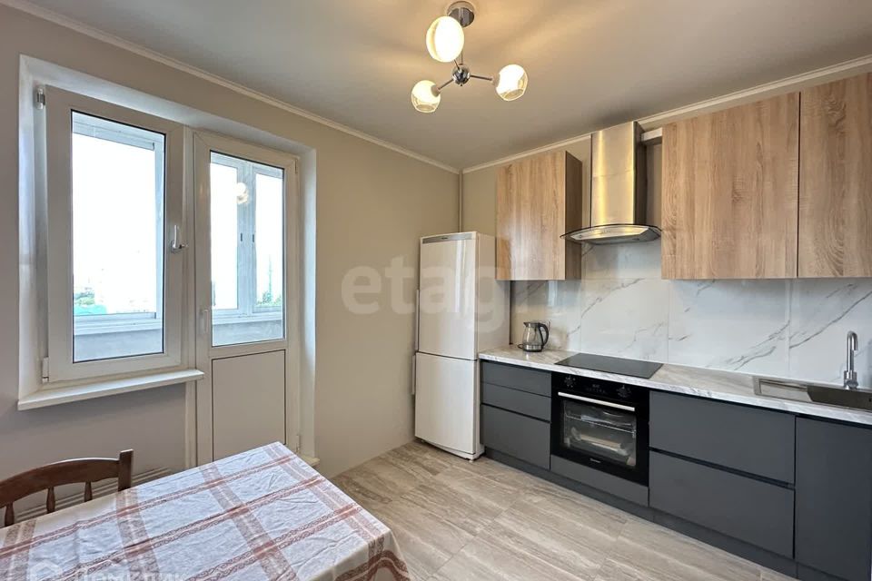 Продаётся 2-комнатная квартира, 58.3 м²