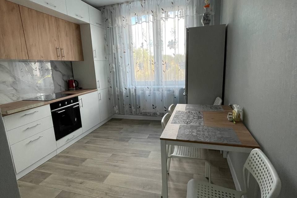 Сдаётся 2-комнатная квартира, 51.7 м²