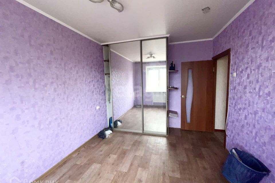 Продаётся 4-комнатная квартира, 68 м²