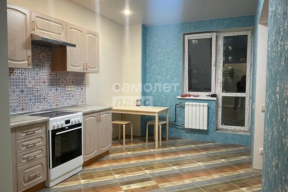 Продаётся 3-комнатная квартира, 76.1 м²