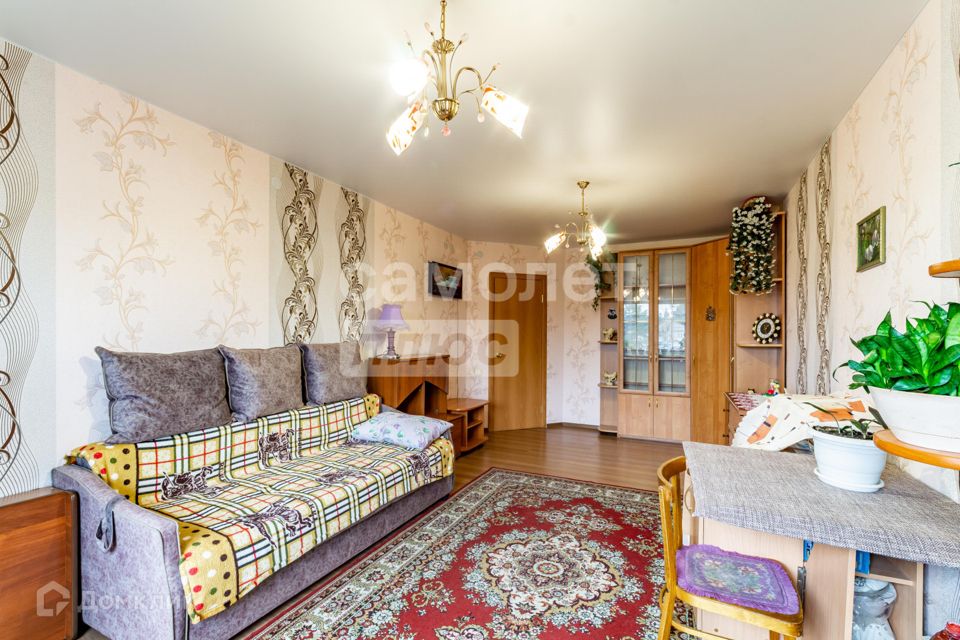 Продаётся 1-комнатная квартира, 53.6 м²