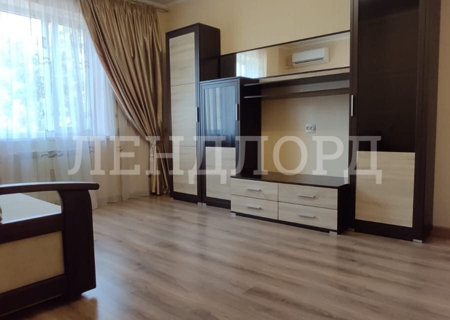 Сдаётся 1-комнатная квартира, 37 м²