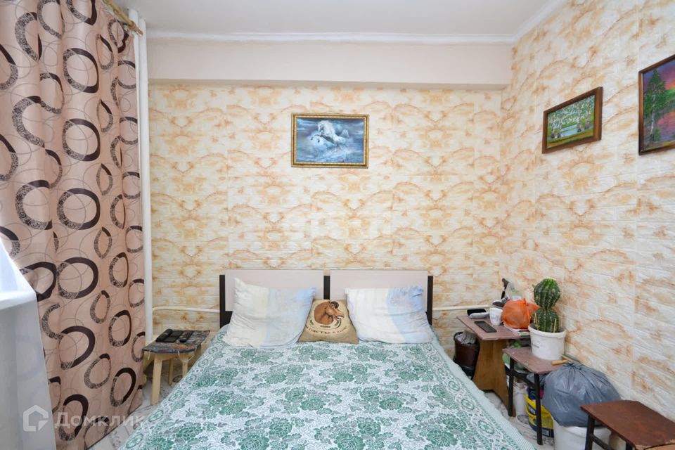 Продаётся 3-комнатная квартира, 41.6 м²