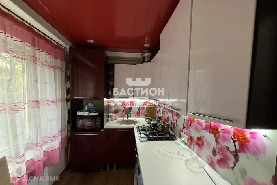 Продаётся 3-комнатная квартира, 55 м²