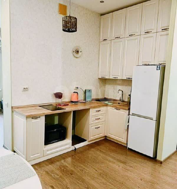 Продаётся 1-комнатная квартира, 42.3 м²