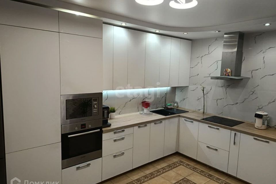 Продаётся 3-комнатная квартира, 88.2 м²