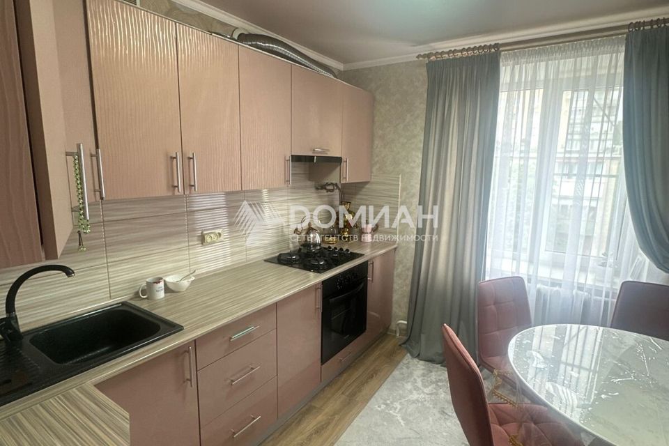 Продаётся 3-комнатная квартира, 59.3 м²