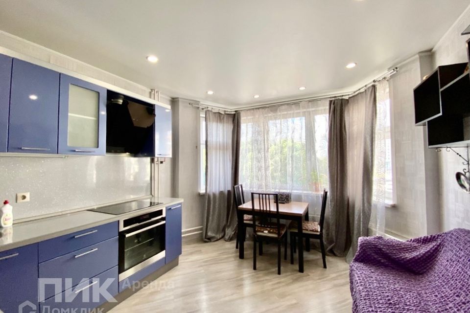 Сдаётся 2-комнатная квартира, 59 м²