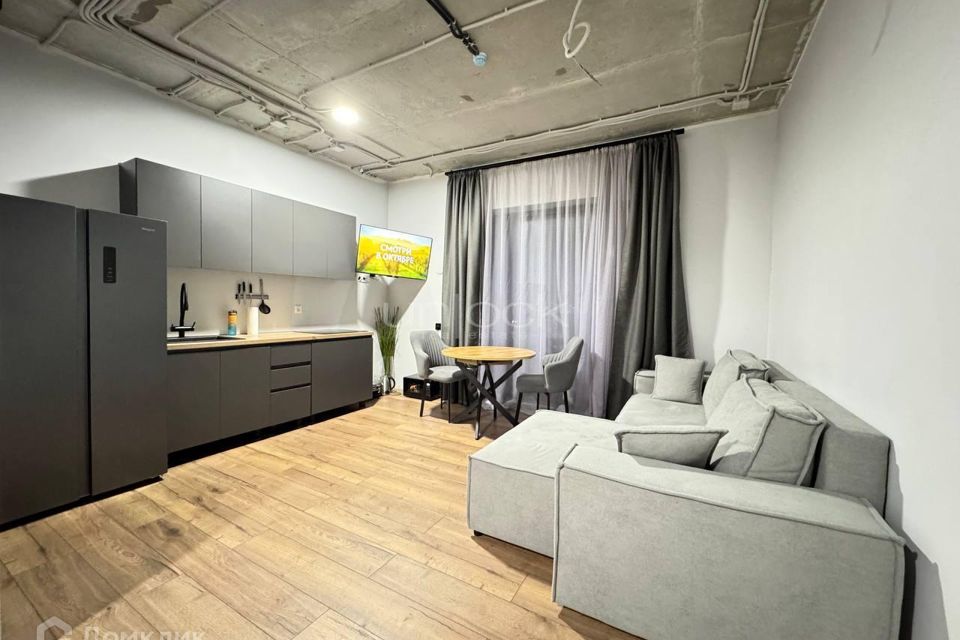Продаётся 2-комнатная квартира, 65.6 м²