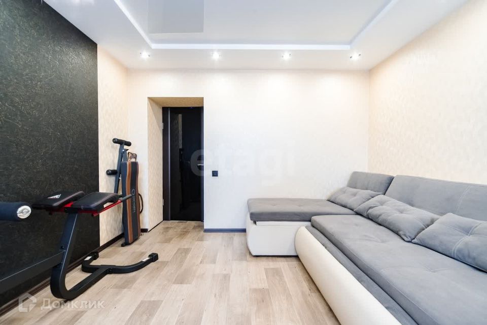 Продаётся 2-комнатная квартира, 66.9 м²