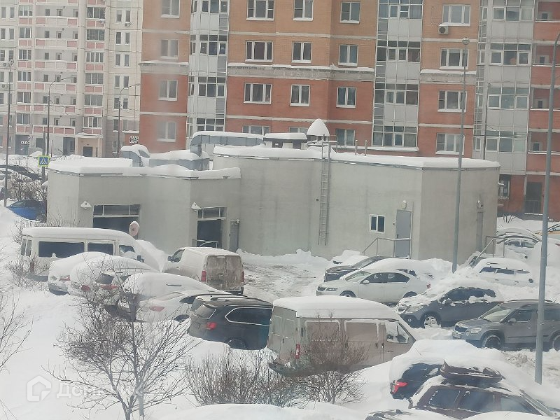 Продаётся машиноместо, 13.4 м²