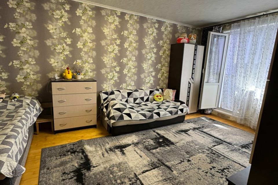 Продаётся 1-комнатная квартира, 37.7 м²