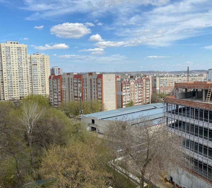 Продаётся 4-комнатная квартира, 82 м²