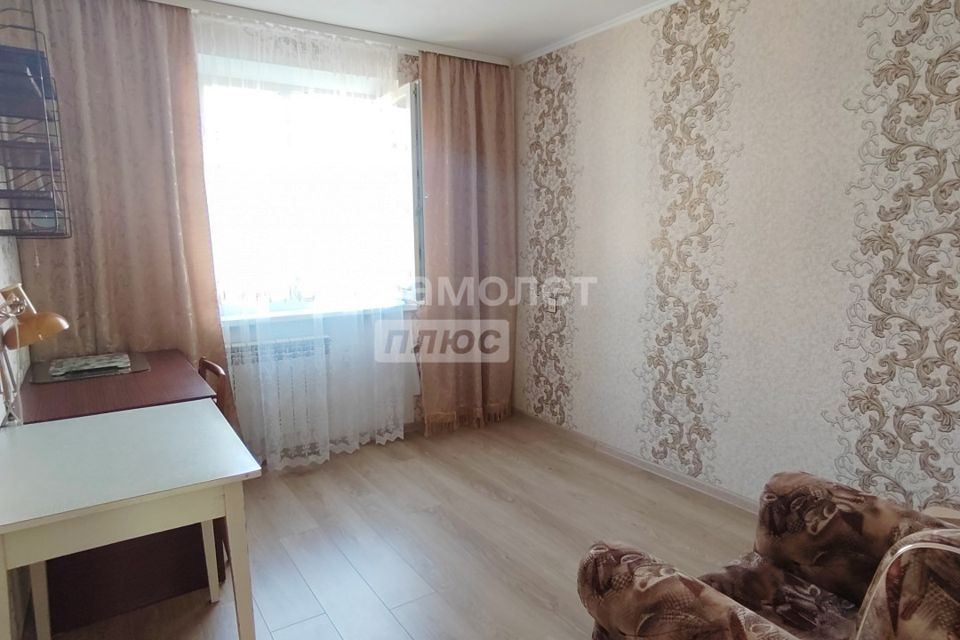 Продаётся 3-комнатная квартира, 62 м²