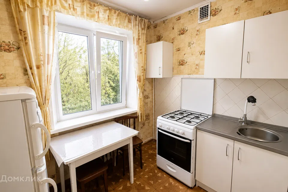 Продаётся 3-комнатная квартира, 61.9 м²