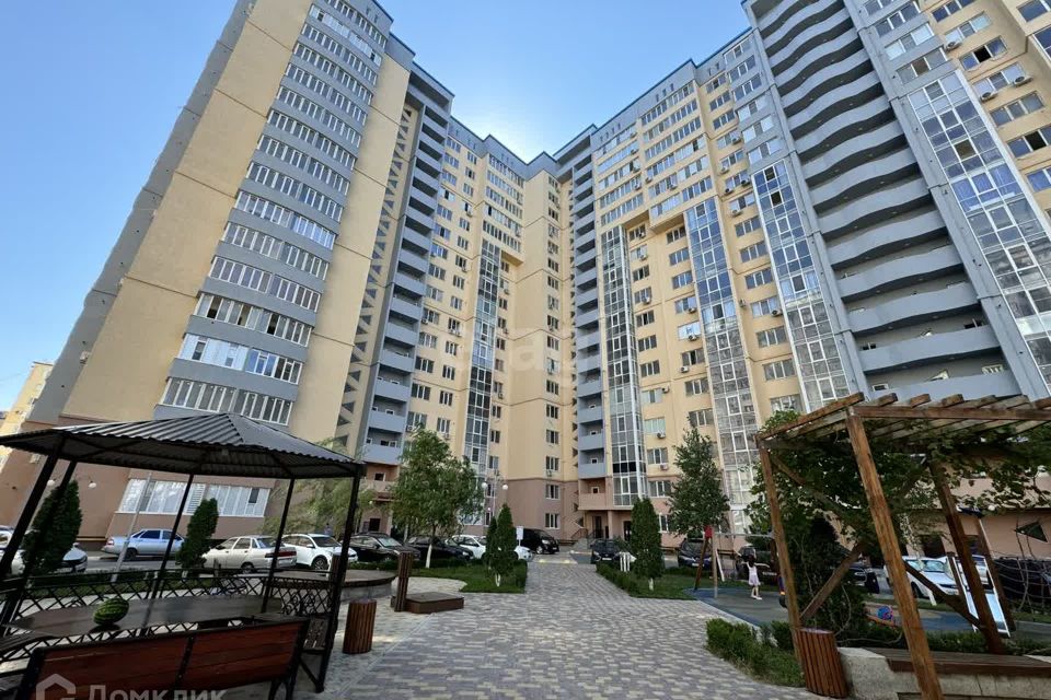 Продаётся 2-комнатная квартира, 92 м²