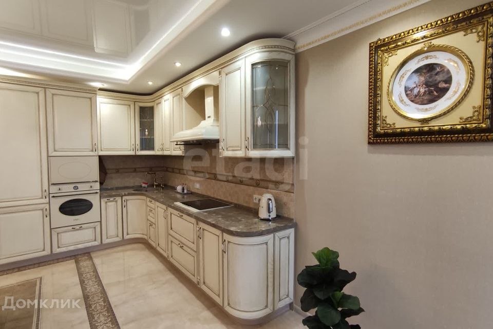 Продаётся 2-комнатная квартира, 74.7 м²