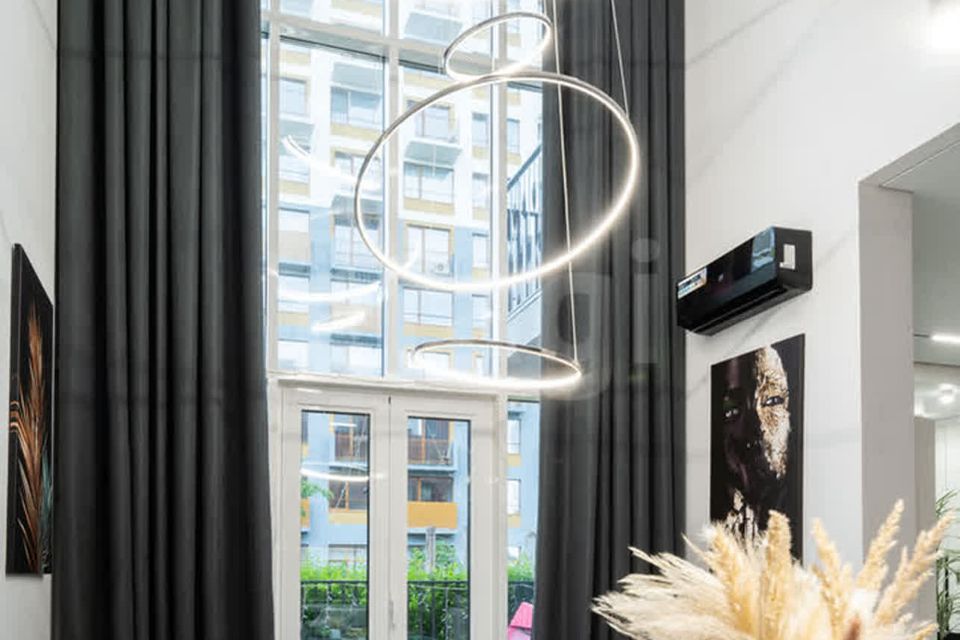 Продаётся 3-комнатная квартира, 112.5 м²