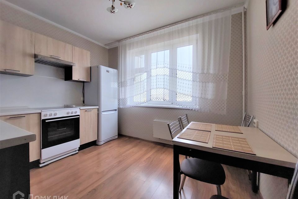 Сдаётся 3-комнатная квартира, 77 м²