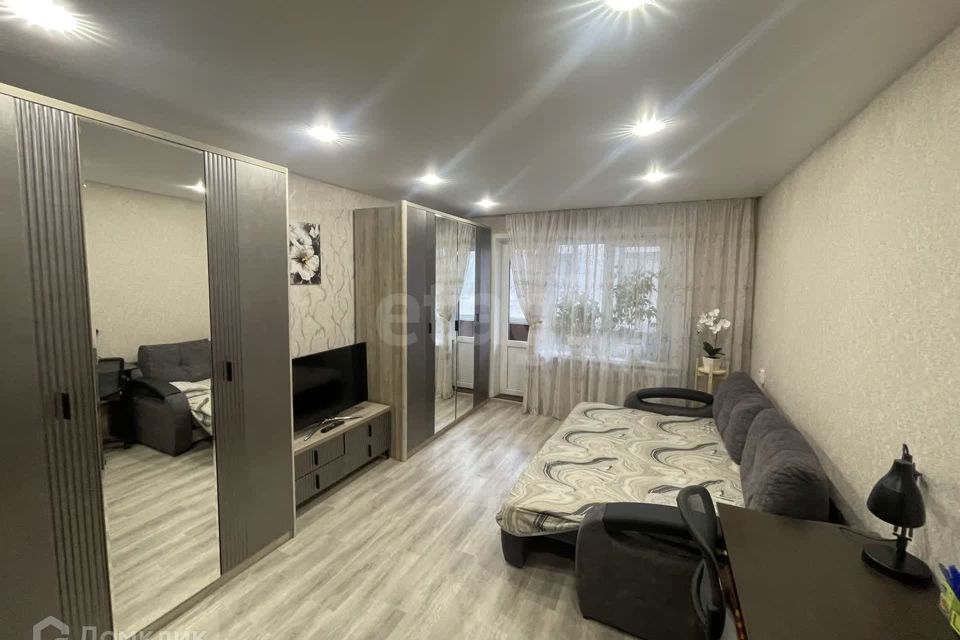 Продаётся 1-комнатная квартира, 37.3 м²