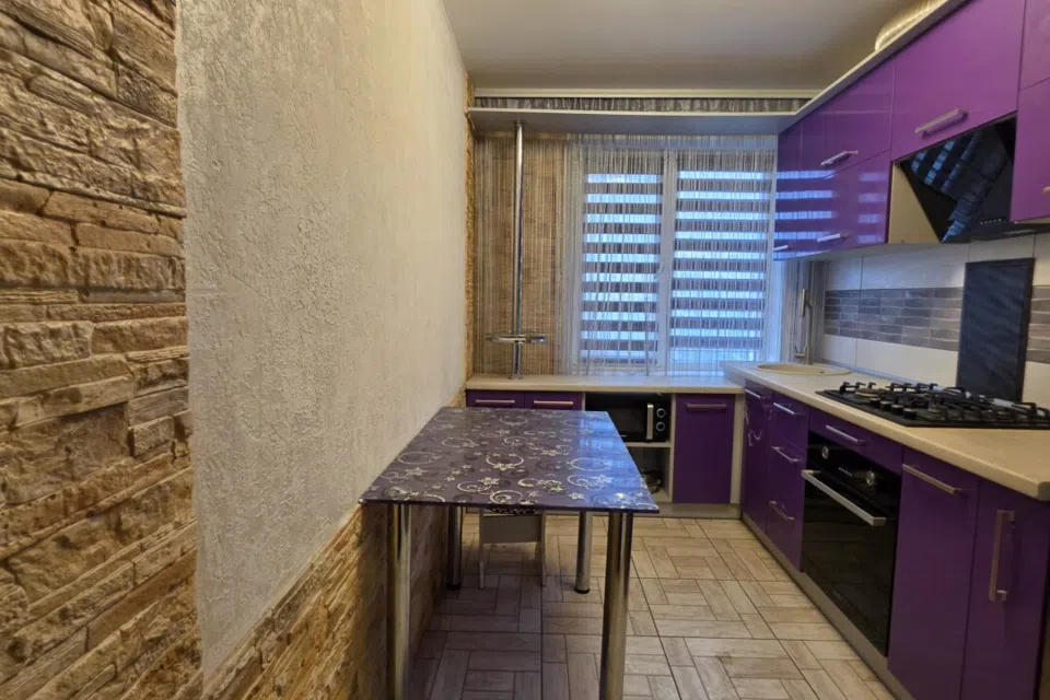 Продаётся 3-комнатная квартира, 58 м²