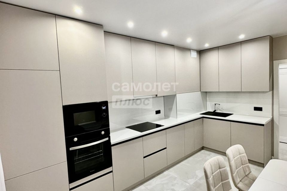 Продаётся 2-комнатная квартира, 73.1 м²