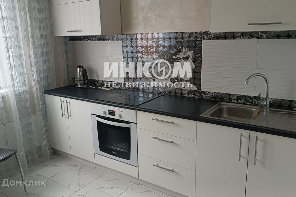 Сдаётся 1-комнатная квартира, 40 м²