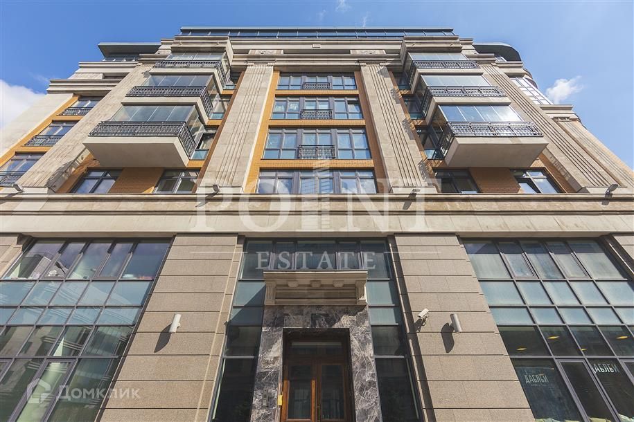 Продаётся 6-комнатная квартира, 201 м²