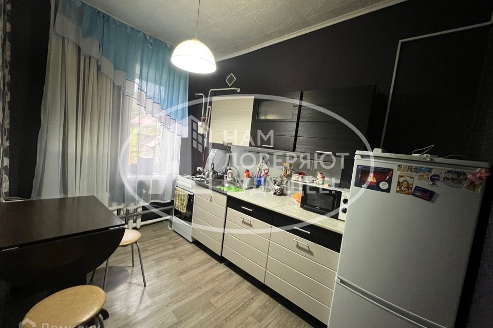 Продаётся 3-комнатная квартира, 57.1 м²