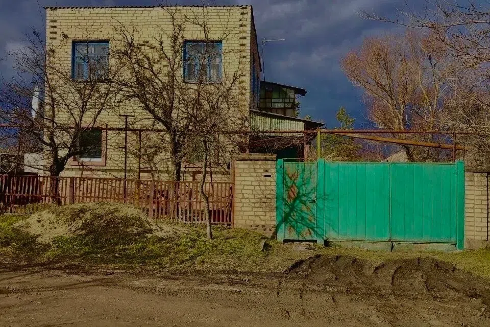 Продаётся 2-этажный дом, 158 м²