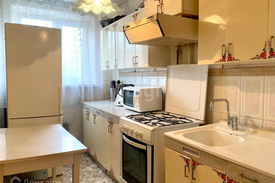 Продаётся 3-комнатная квартира, 58.4 м²