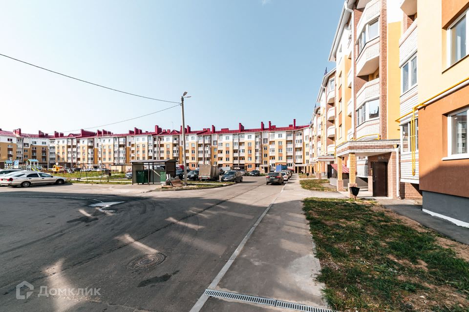 Продаётся 1-комнатная квартира, 41.9 м²