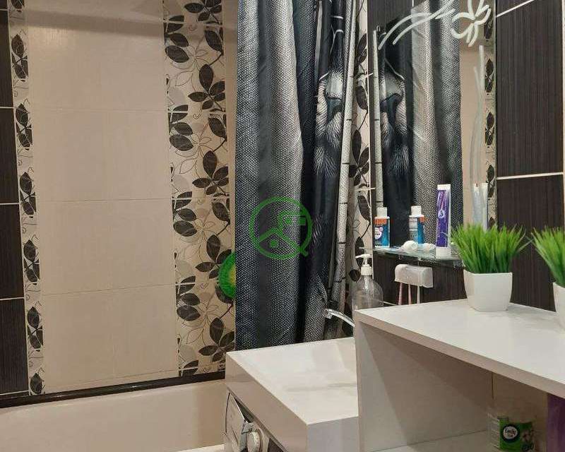 Продаётся 2-комнатная квартира, 43.8 м²