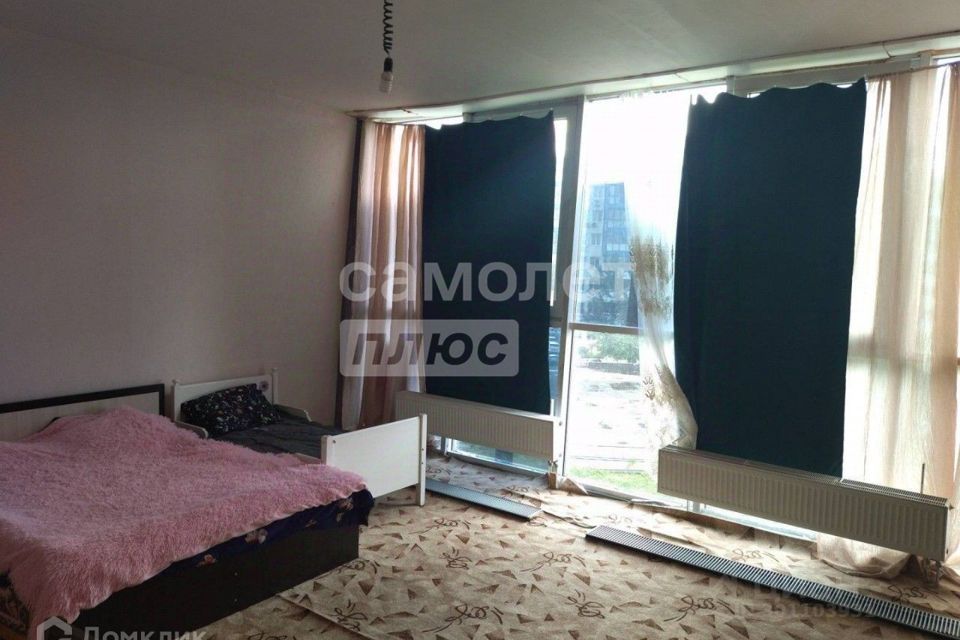 Продаётся 3-комнатная квартира, 167 м²