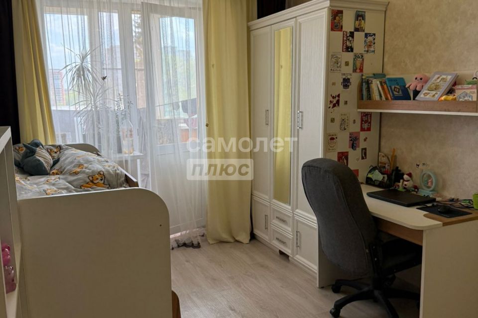 Продаётся 5-комнатная квартира, 94.7 м²