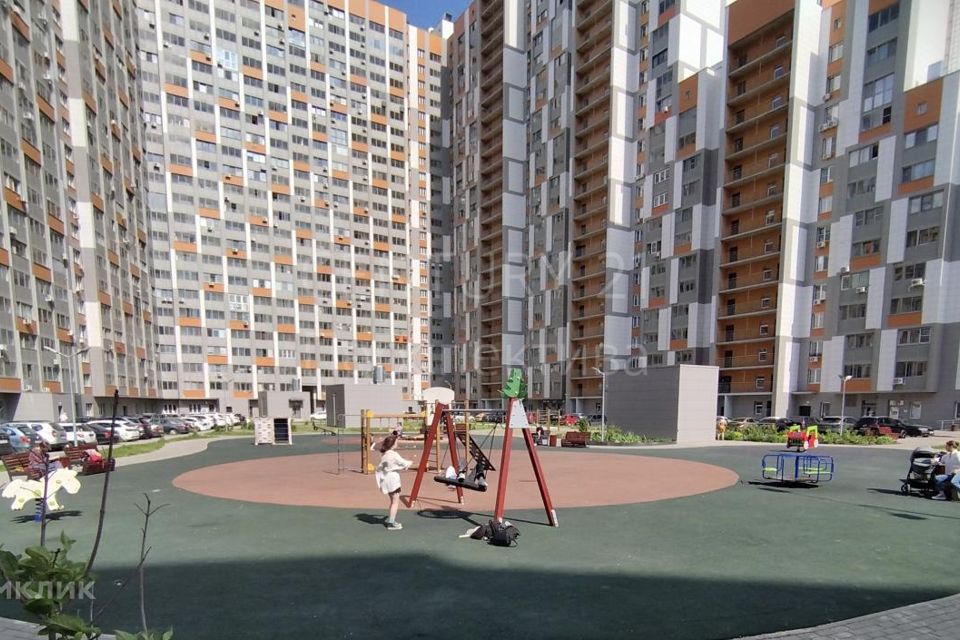 Продаётся 1-комнатная квартира, 44 м²