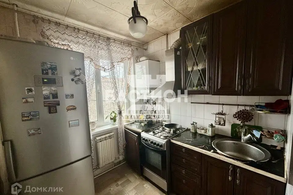 Продаётся 3-комнатная квартира, 62.4 м²