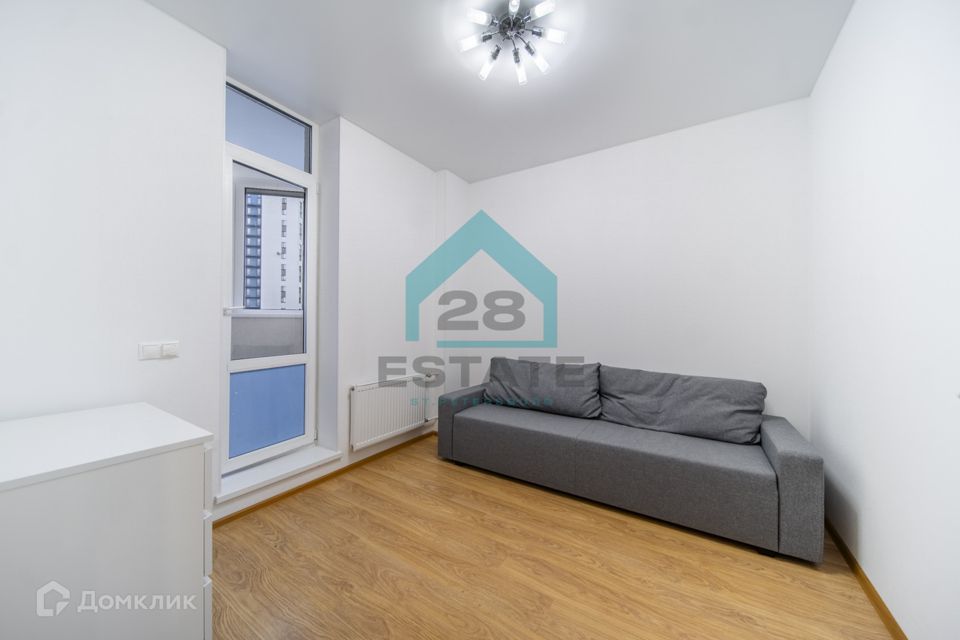Продаётся 2-комнатная квартира, 55.8 м²