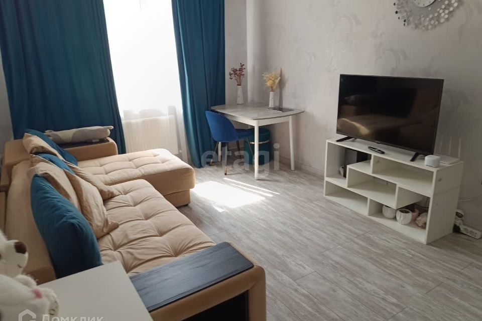 Продаётся 1-комнатная квартира, 39.3 м²