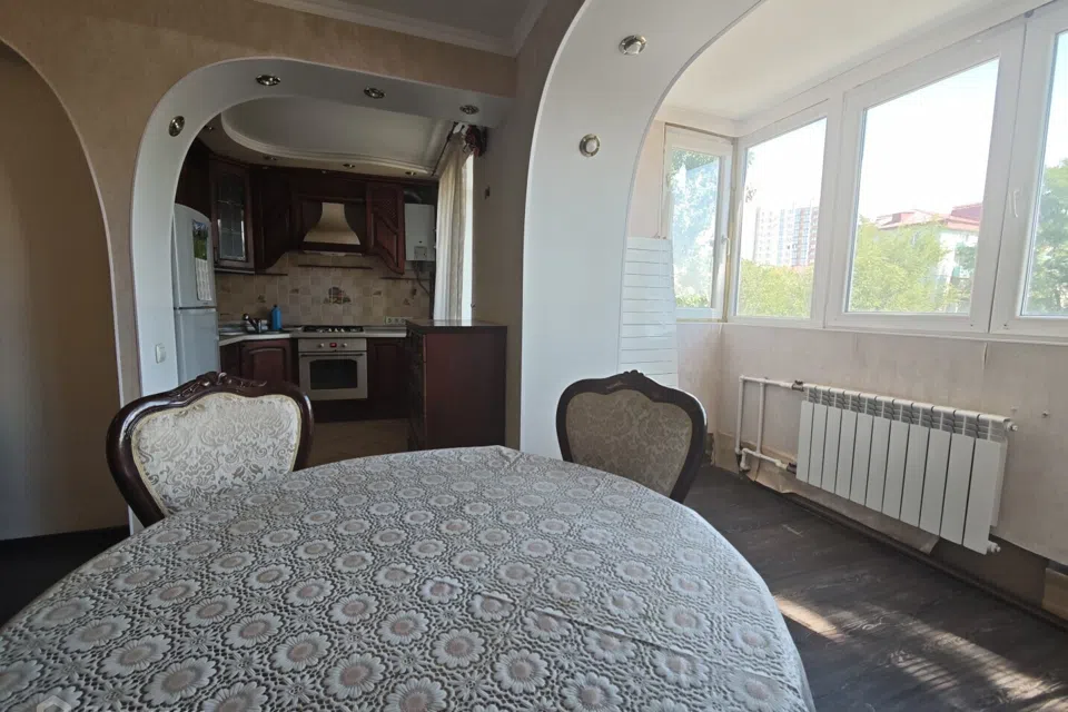 Продаётся 3-комнатная квартира, 58.2 м²