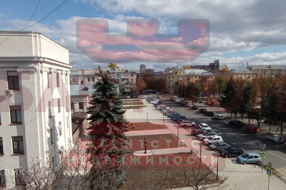 Продаётся 4-комнатная квартира, 67 м²