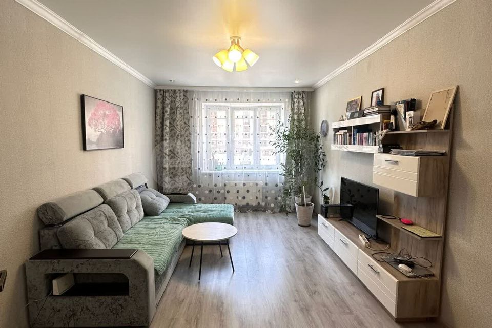 Продаётся 2-комнатная квартира, 65.4 м²