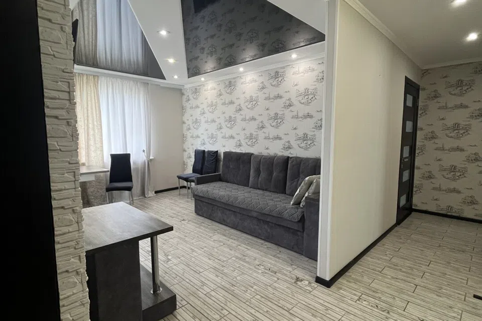 Продаётся 3-комнатная квартира, 61 м²