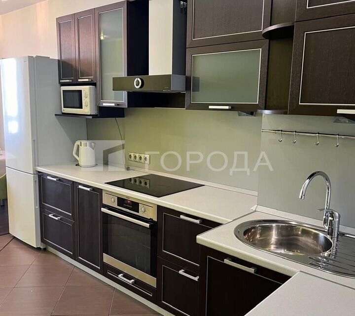 Сдаётся 1-комнатная квартира, 58 м²